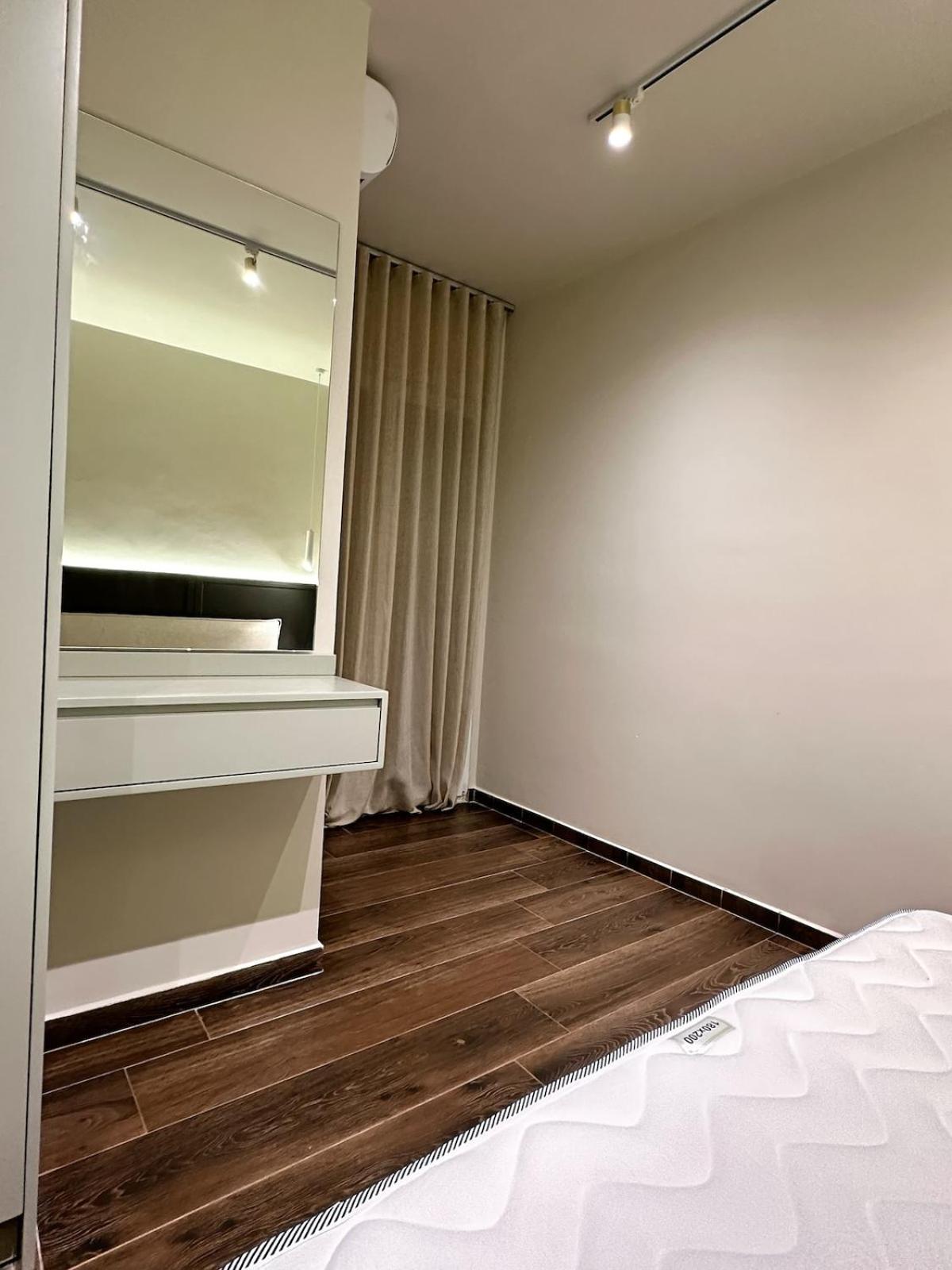 New Bazaar Nest * Tirana